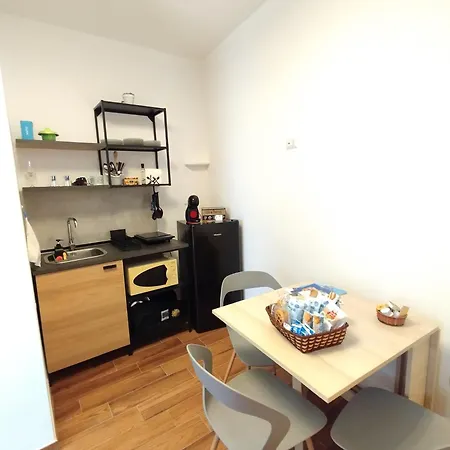 Ravanas 33 Apartment *