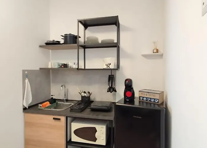 アパート Ravanas 33 *