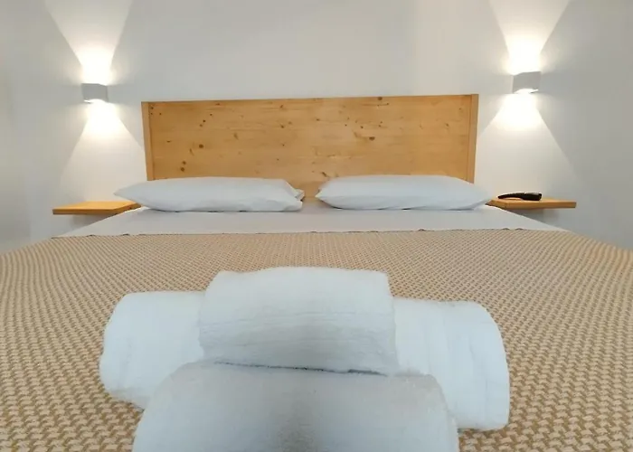 Ravanas 33 アパート